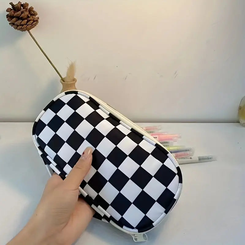 Large Capacity Multifunctional Pencil Case/Cosmetic Bag